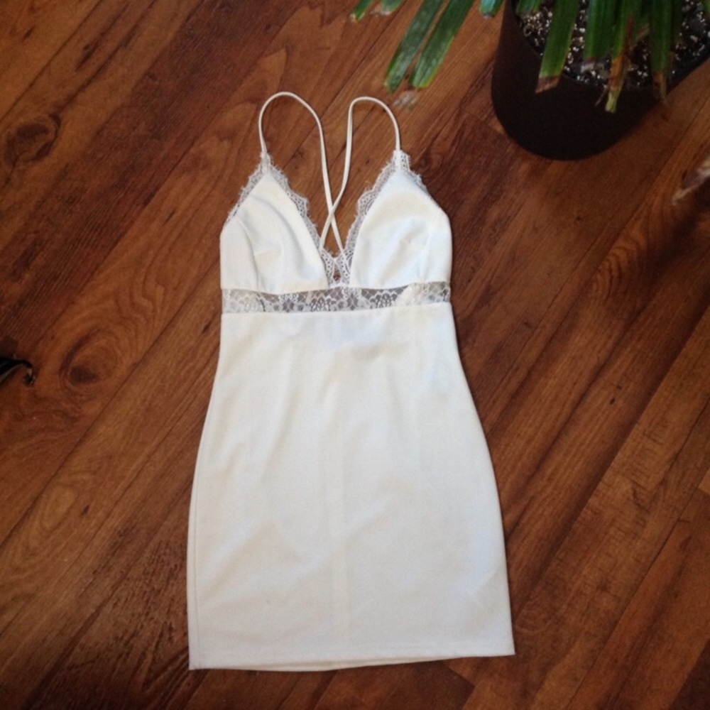 Forever21 White Cocktail Dress🥂